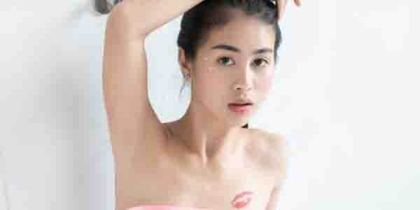 รูปโป๊ออยรอยจูบหุ่นสวย